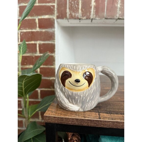 Sloth ceramic drinking mug - Picture 1 of 7